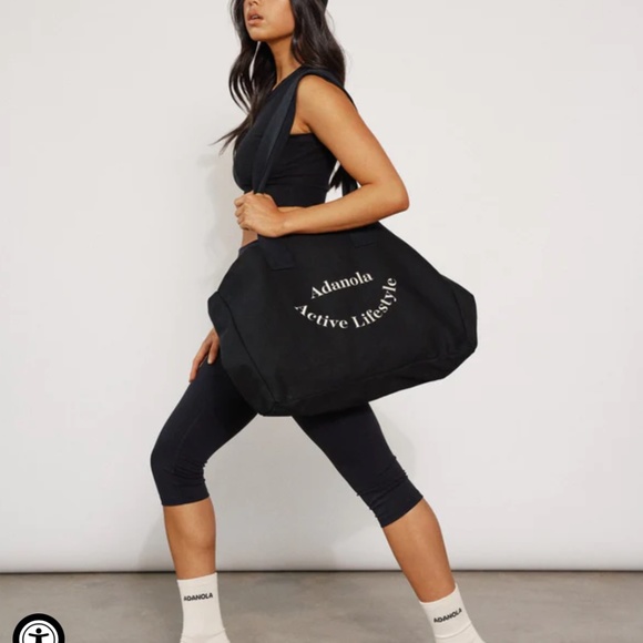 Active Lifestyle Tote Bag - Black/Nude - Picture 1 of 9